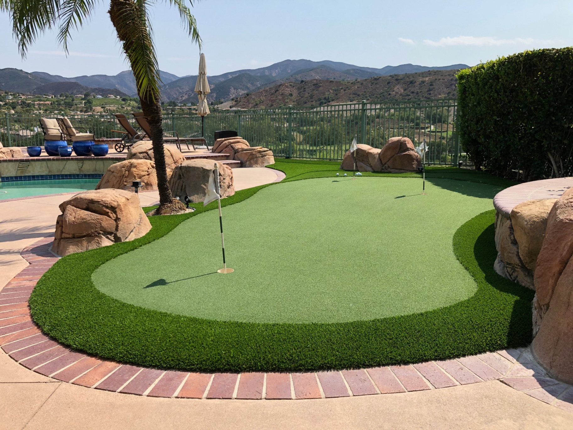 Custom Putting Greens