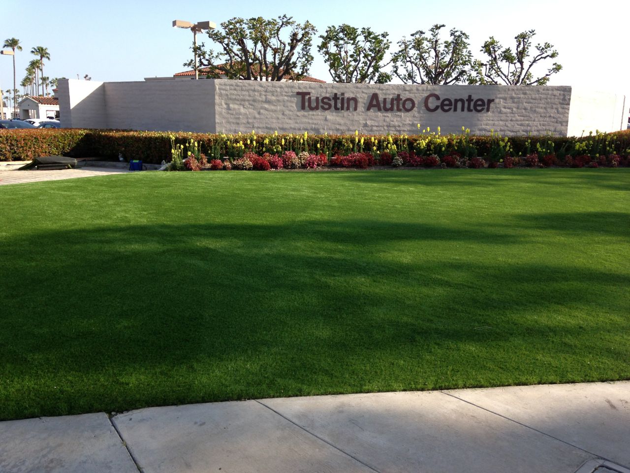 Auto Center Display